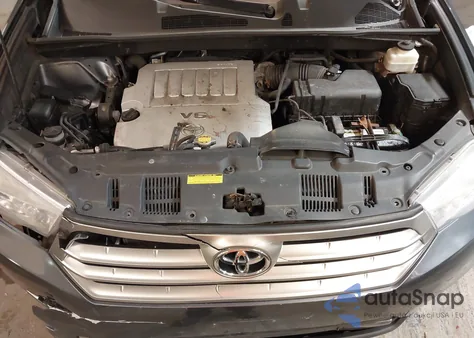 2012 Toyota Highlander Base V6 from USA, damaged, VIN 5TDBK3EH7CS142267